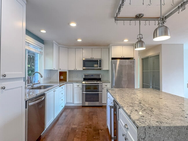 Photo - 9300 NE 132nd Pl