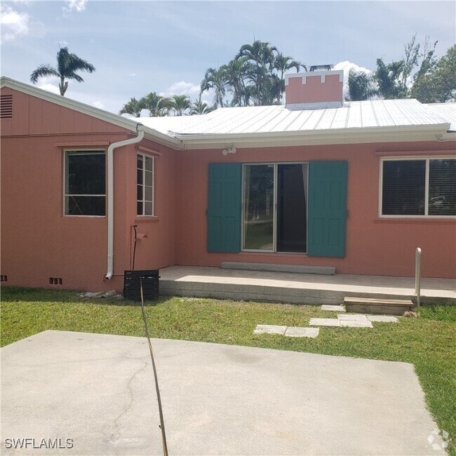 Building Photo - 1443 Sandra Dr Rental