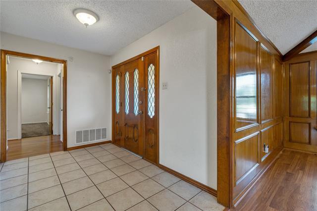 Photo - 613 Hidden Brooke Dr