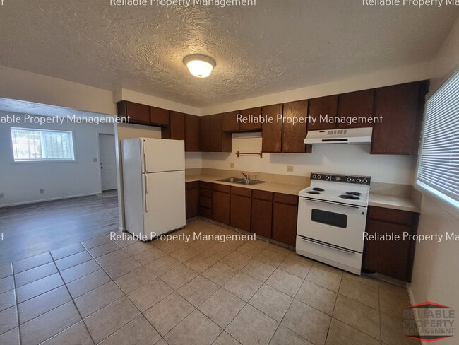 Photo - 360 W Center St Unit 4