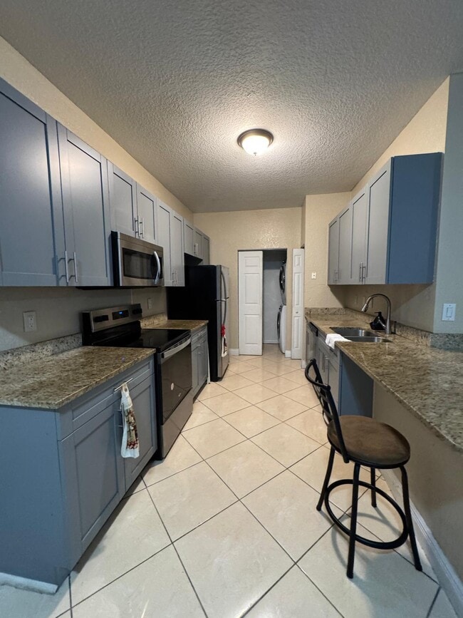 Photo - 3549 Forest Hill Blvd Unit 25