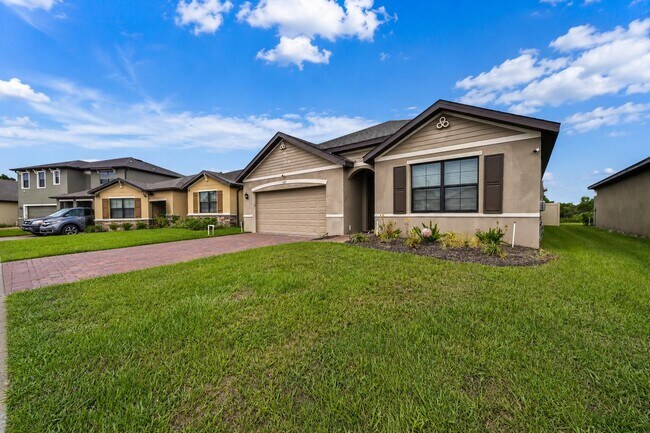 Photo - 927 Remington Green Dr SE