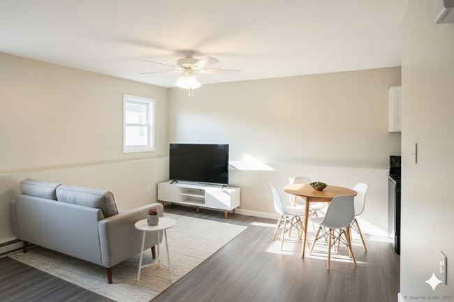 Photo - 286 Newridge Ave Unit 286