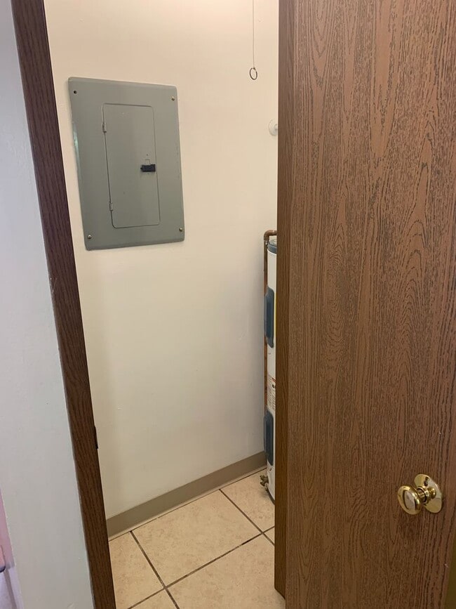 Photo - Indianola Park Apartments