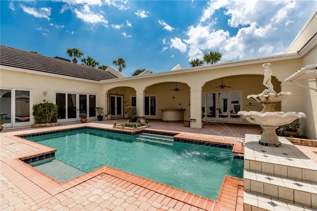 Photo - 8414 Poinciana Pl