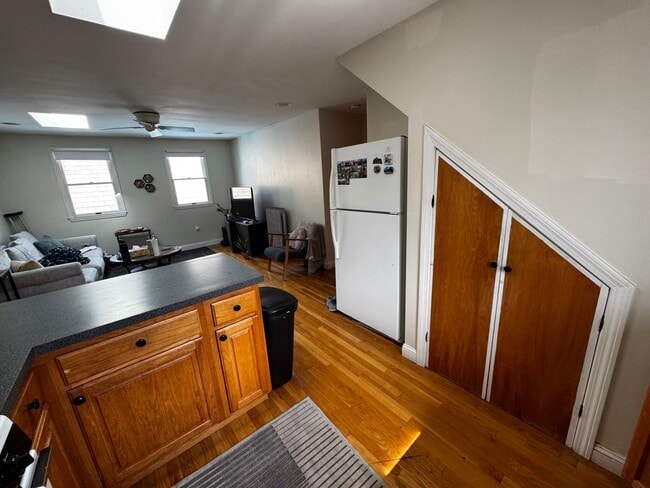 24 Burnham St Unidad 2