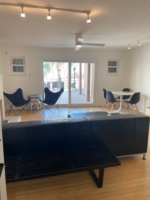 Photo - 7312 Seawall Blvd Unit 106