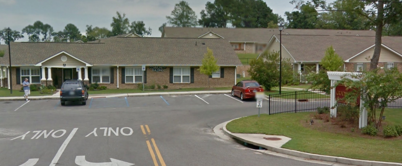 Grady's Walk Apartments - Grady's Walk Apartments