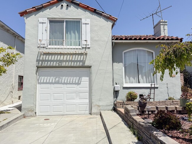 Building Photo - 1227 Brighton Ave Unit #B Rental