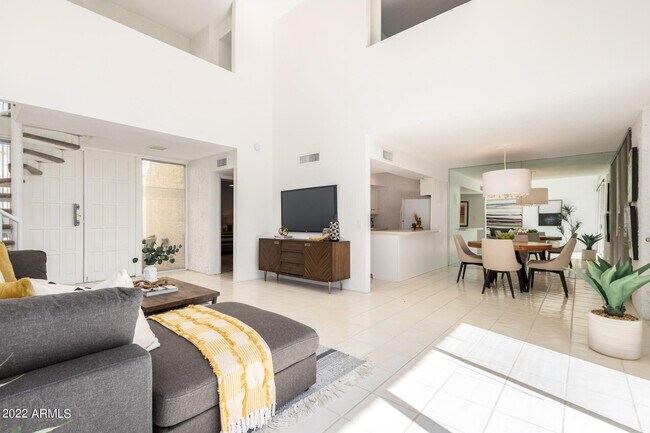 Photo - 4656 N 40th St