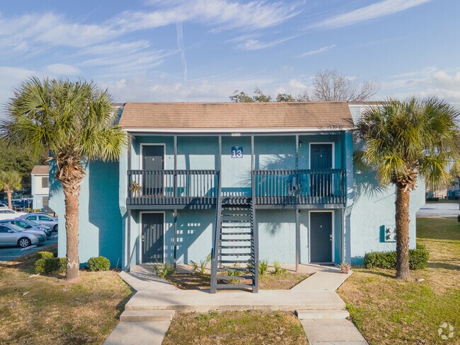 3780 University Club Blvd