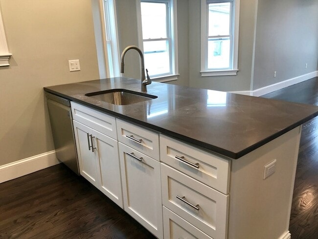 Photo - 91 Grant St Unit 3