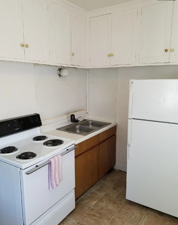 Photo - 808 W Seerley Blvd