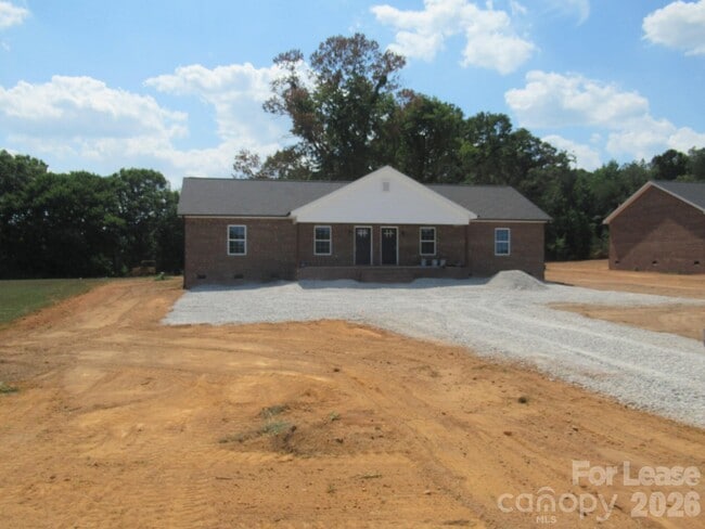 Building Photo - 437 Northbrook III School Rd