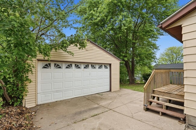 Photo - 2603 W 55th St