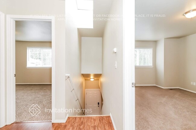 1007 96th Ave SE