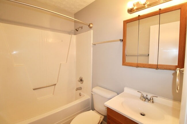 Photo - 1330 Hunters Rd