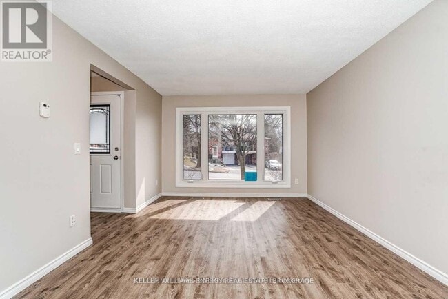 Photo - 1296 Cherrydown Dr