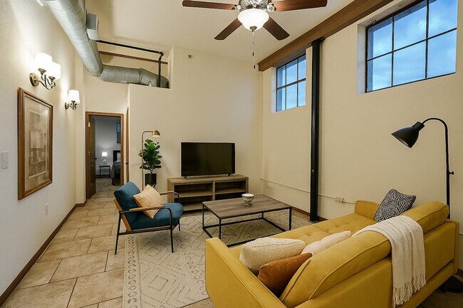 Photo - 521 N Jefferson Ave Unit SI ID1074454P