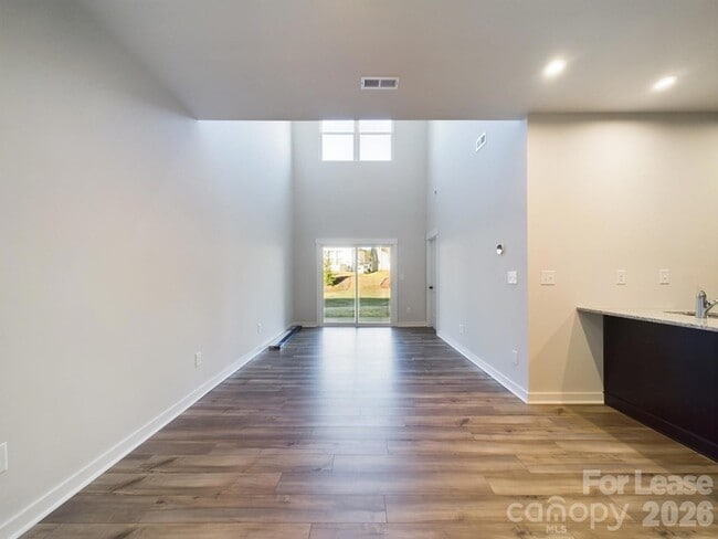 Photo - 9525 Munsing Dr