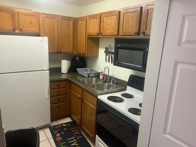 Photo - 127 Jules Dr