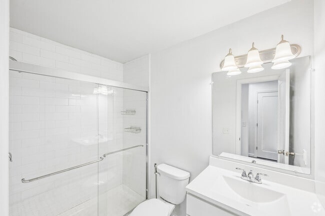 1 habitación, 1 baño - 819 pies cuadrados - Baño