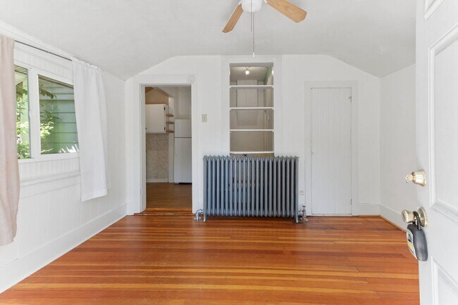 Photo - 205 N Sherwood St Unit 205 N Sherwood St 1