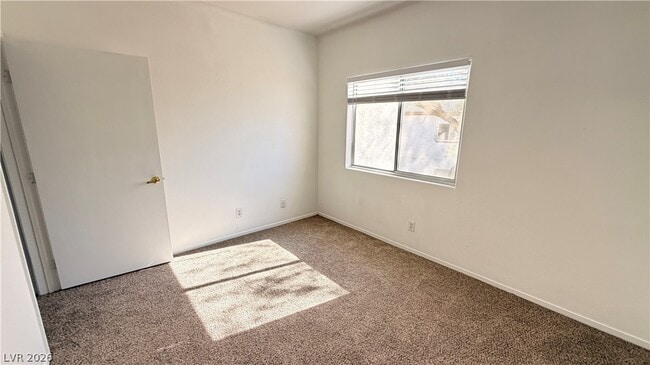 Building Photo - 5655 E Sahara Ave Unit 2046