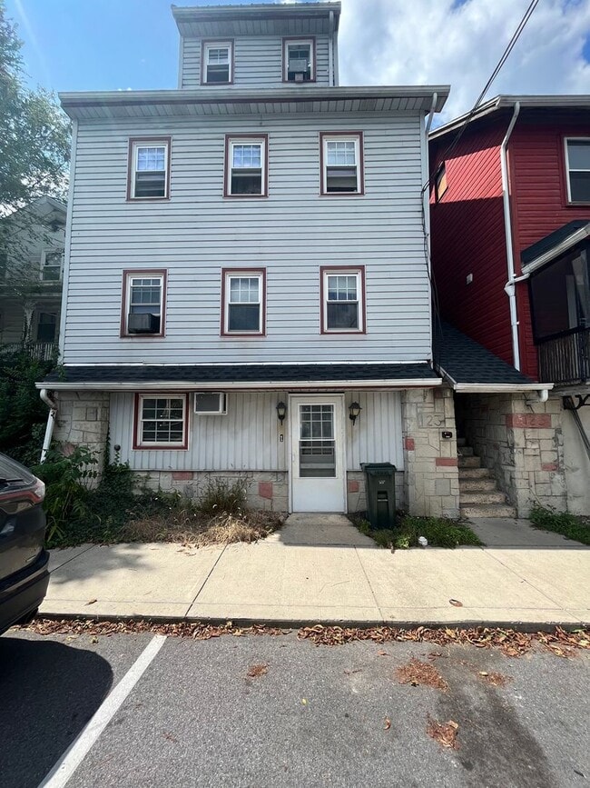 Photo - 123 N Thomas St Unit 1
