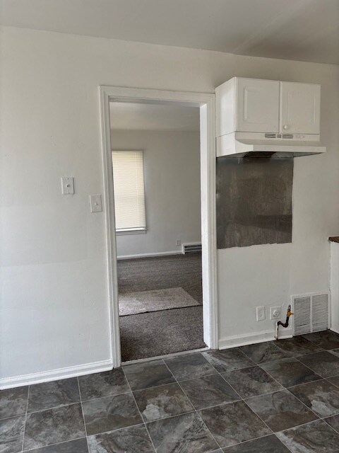 Photo - 18134 Vaughan St