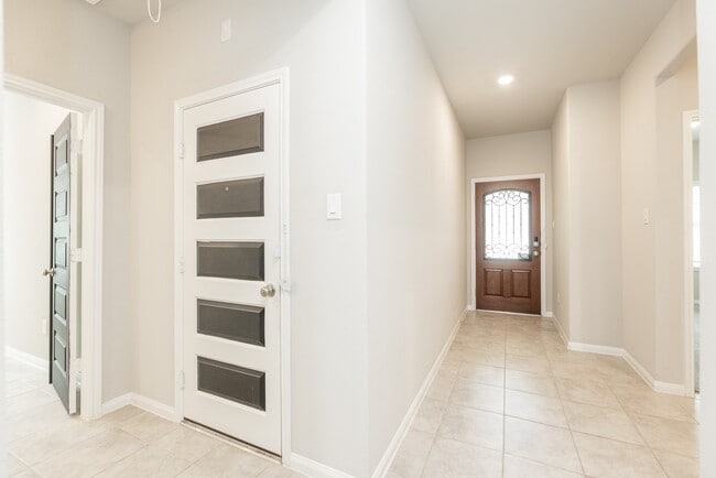 Photo - 2031 Stella Pne Dr