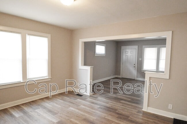 Photo - 1111 E 22nd Ave