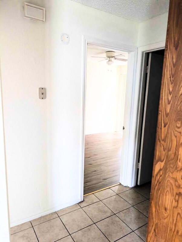 Photo - 505 Hackberry St Unidad 26