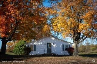 Building Photo - 32 Treeland Farm Rd Rental