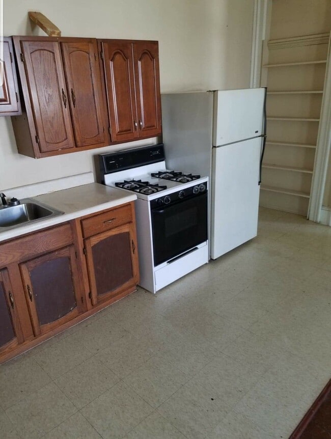 Photo - 340 S Ohio St