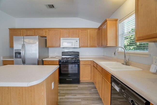 Photo - 3310 Zinfandel Ln