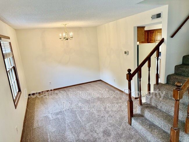 Photo - 3619 Lakecrest Ct