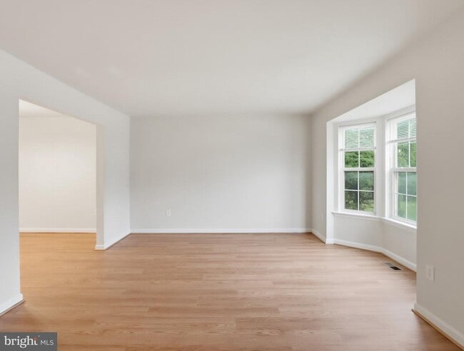 7203 Rutherford Green Cir