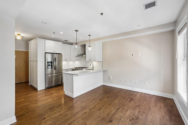 Photo - 501 9th St Unit 309