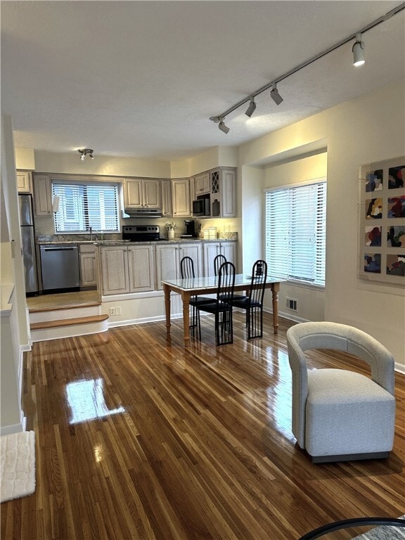 Photo - 52 Vick Park B