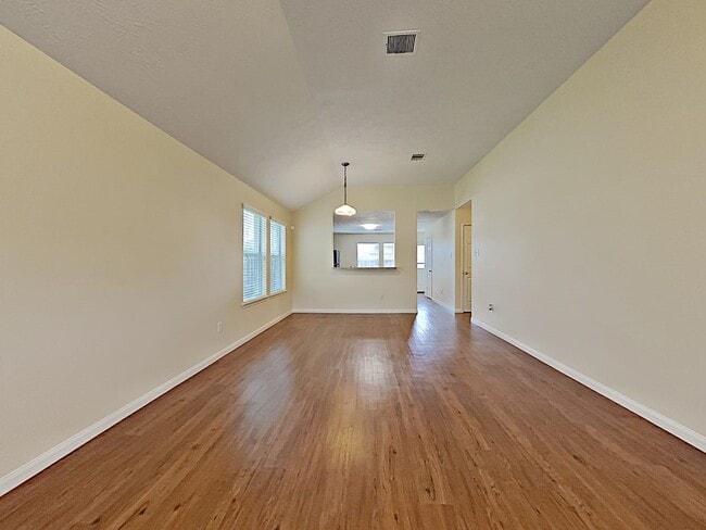 Photo - 4026 Hawthorn Glen Ct