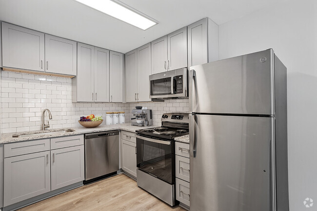 Kitchen Staged - Juniper Square Apartments