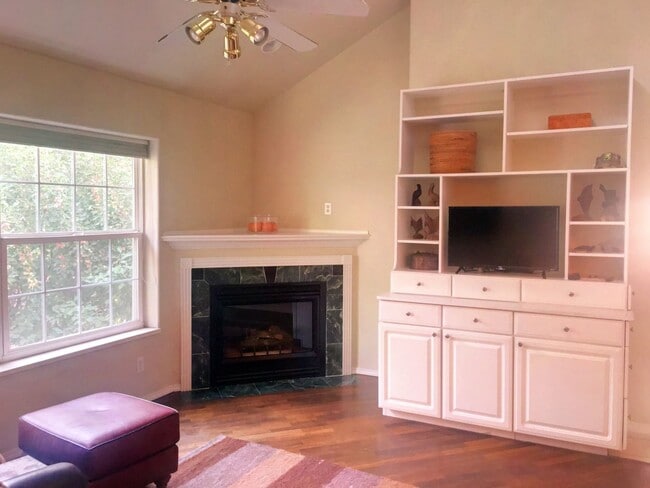 Photo - Downtown Glenwood Springs Condo