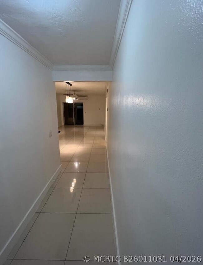 Photo - 1560 NE 127th St Unit 113