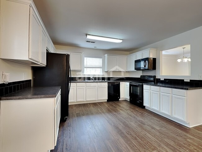 Photo - 2301 Payton Dr