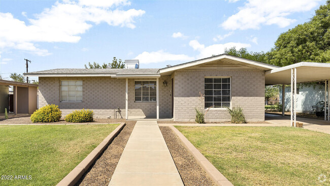 Building Photo - 1938 W Weldon Ave Rental