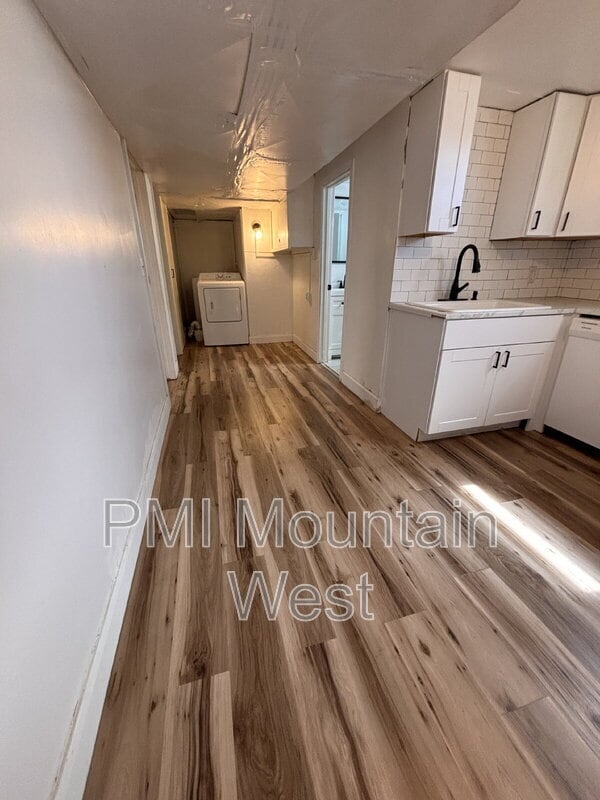Photo - 724 N 1200 E St