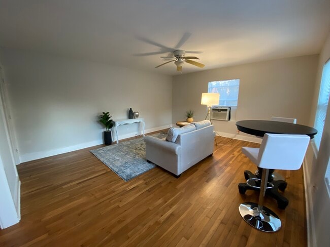 Main Living Room - 1620 Branard St Unit 1620