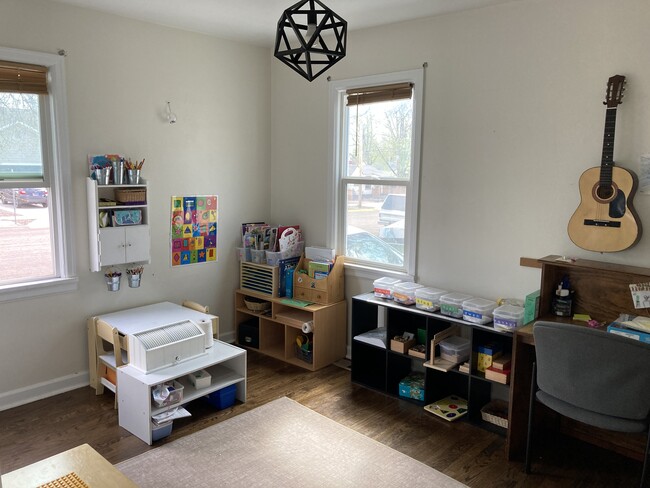 Photo - 1115 E Gibbon St