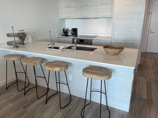 Photo - 1300 S Miami Ave Unit 3203